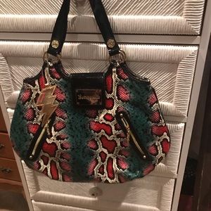 Betsyville purse
